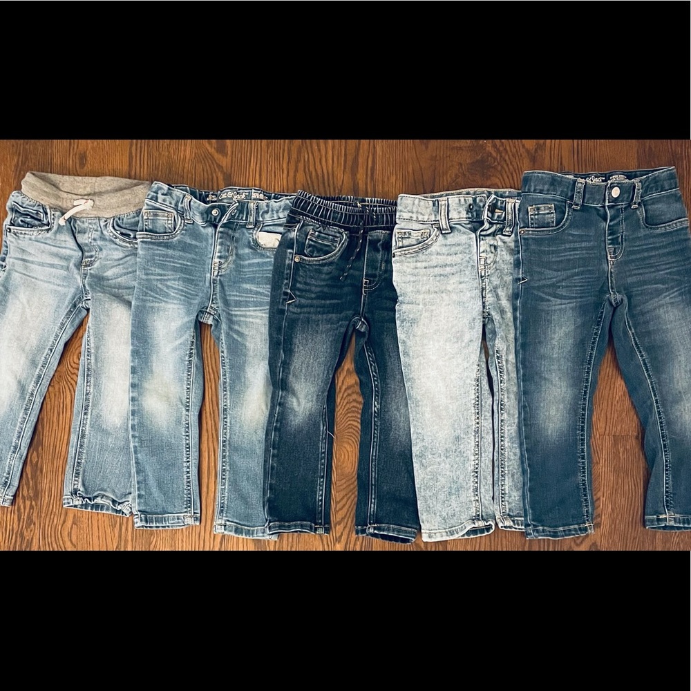Boys 3T BUNDLE (11 pairs of jeans, 3 sweatpants)